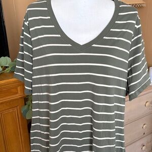T-Shirt Dress Green Striped V-Neck